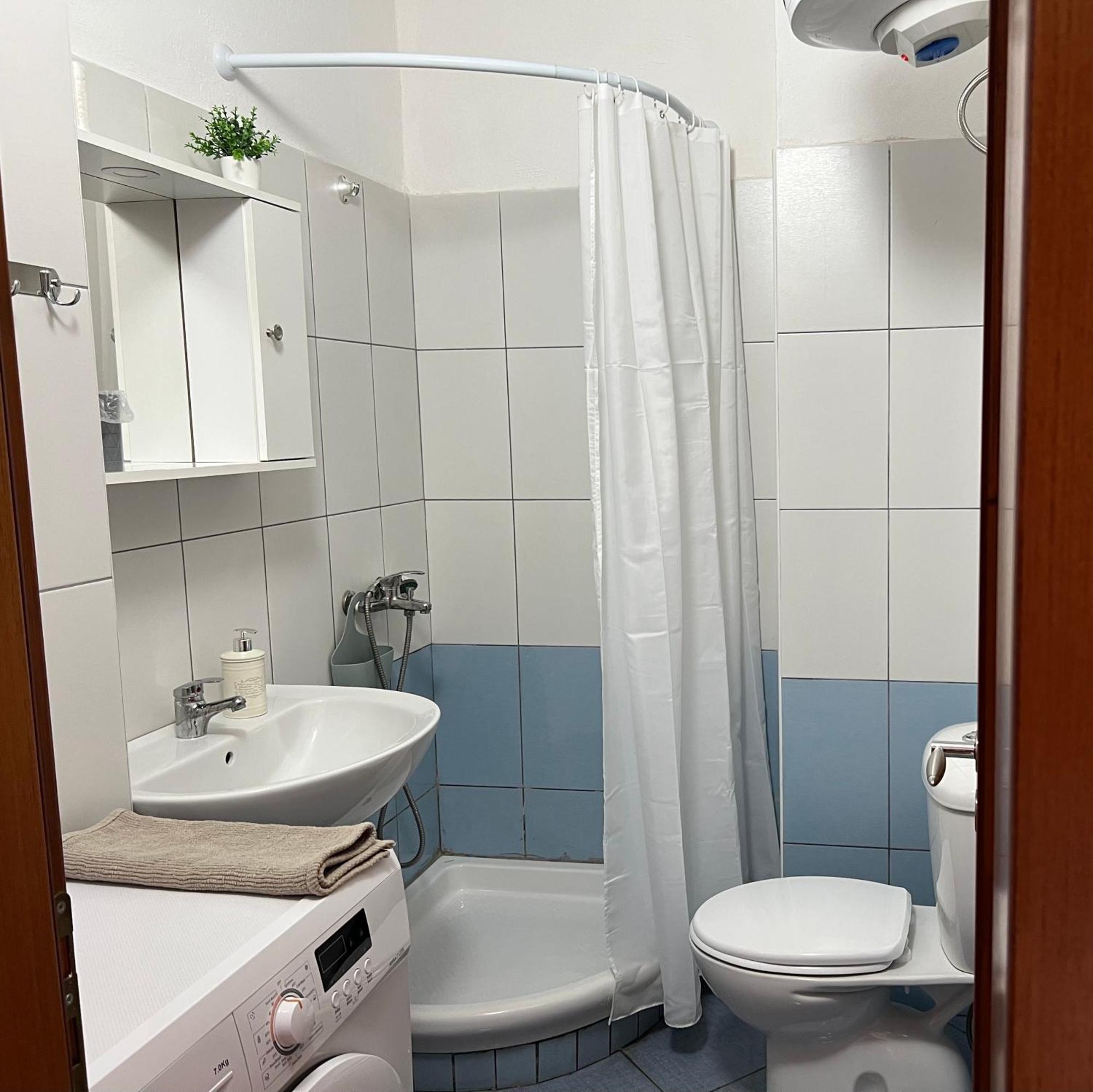 Mila Apartment ดูร์เรส ภายนอก รูปภาพ